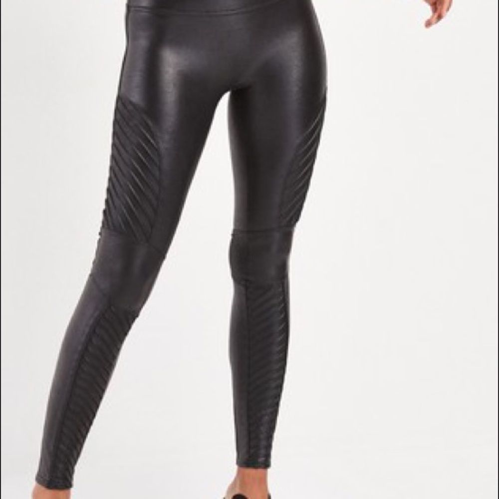 SPANX Faux Leather Moto Leggings - Size Medium